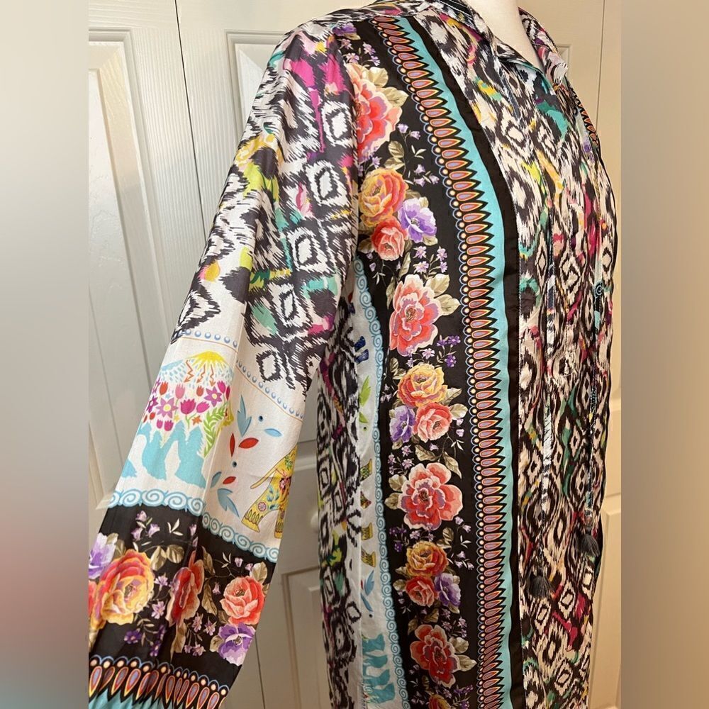 Johnny Was Nanette Silk Ikat Elephant Print Tunic Top in size XS NWOT - Picture 6 of 15